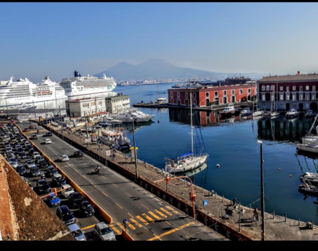 Il Salotto Di Chiaia Hotel Naples Exterior photo