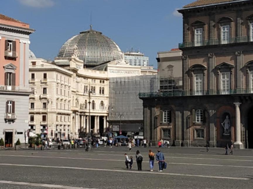 Il Salotto Di Chiaia Hotel Naples Exterior photo